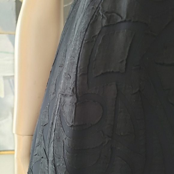 Liviana Conti | Sleeveless V-neck Midi Dress - Picture 6 of 9